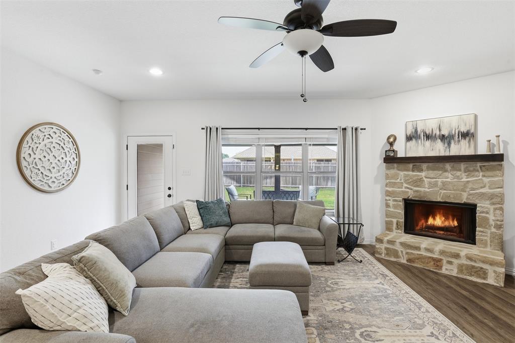 Phase 4 Mountain Vly Lake - Residential