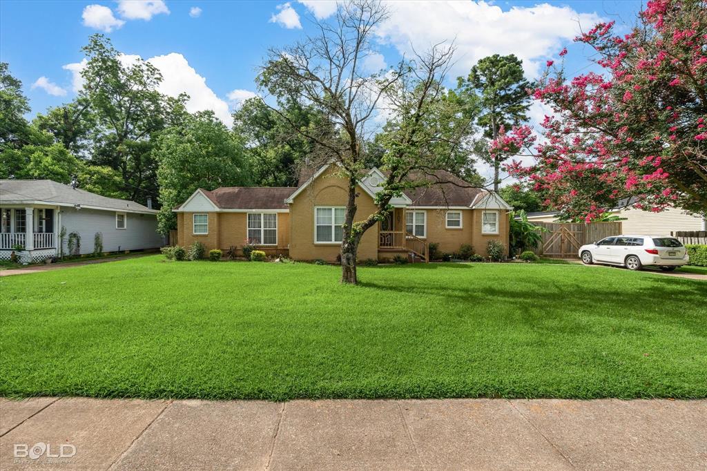 Shreveport, Louisiana 71105, United States, 3 Bedrooms Bedrooms, ,3 BathroomsBathrooms,Residential,Contingent,155943