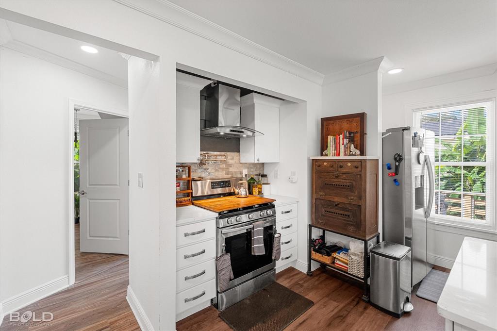 Shreveport, Louisiana 71105, United States, 3 Bedrooms Bedrooms, ,3 BathroomsBathrooms,Residential,Contingent,155943