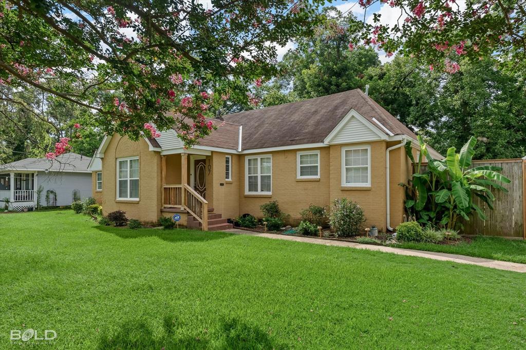 Shreveport, Louisiana 71105, United States, 3 Bedrooms Bedrooms, ,3 BathroomsBathrooms,Residential,Contingent,155943