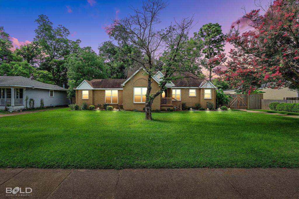 Shreveport, Louisiana 71105, United States, 3 Bedrooms Bedrooms, ,3 BathroomsBathrooms,Residential,Contingent,155943 Shreveport, Louisiana 71105, United States, 3 Bedrooms Bedrooms, ,3 BathroomsBathrooms,Residential,Contingent,155943