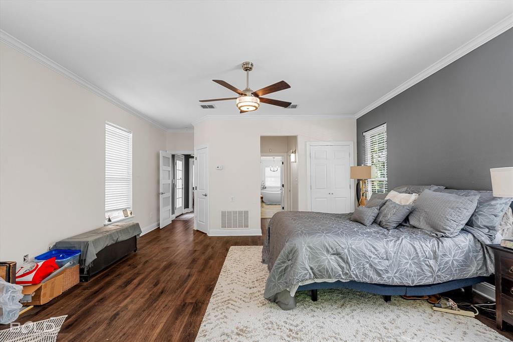 Shreveport, Louisiana 71105, United States, 3 Bedrooms Bedrooms, ,3 BathroomsBathrooms,Residential,Contingent,155943