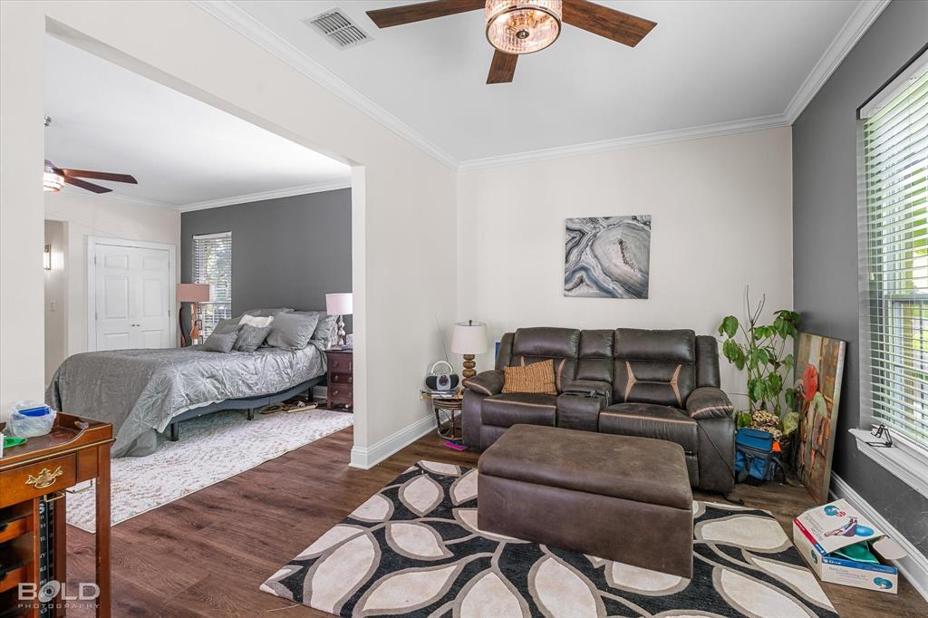 Shreveport, Louisiana 71105, United States, 3 Bedrooms Bedrooms, ,3 BathroomsBathrooms,Residential,Contingent,155943