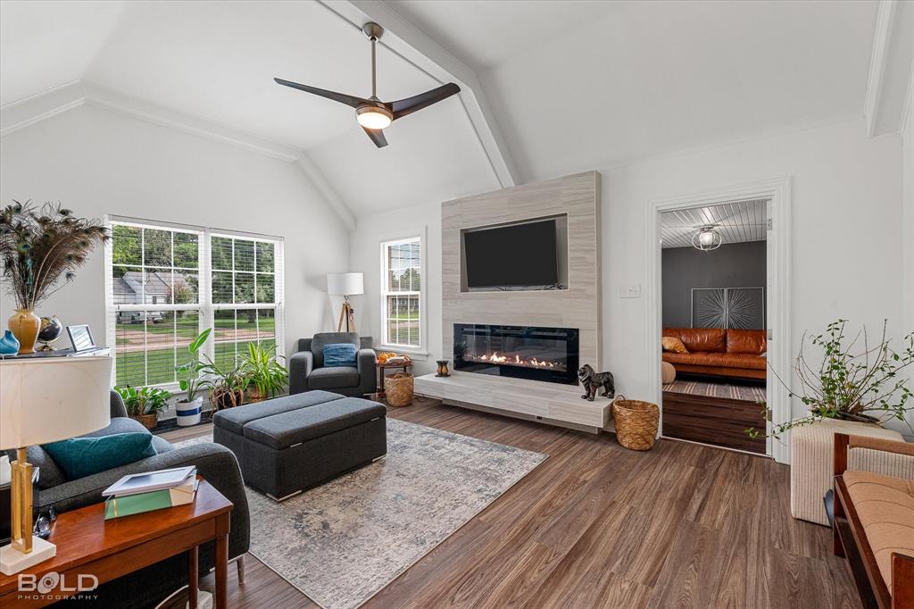 Shreveport, Louisiana 71105, United States, 3 Bedrooms Bedrooms, ,3 BathroomsBathrooms,Residential,Contingent,155943