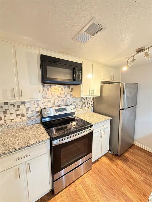 3121 Park Lane 1095