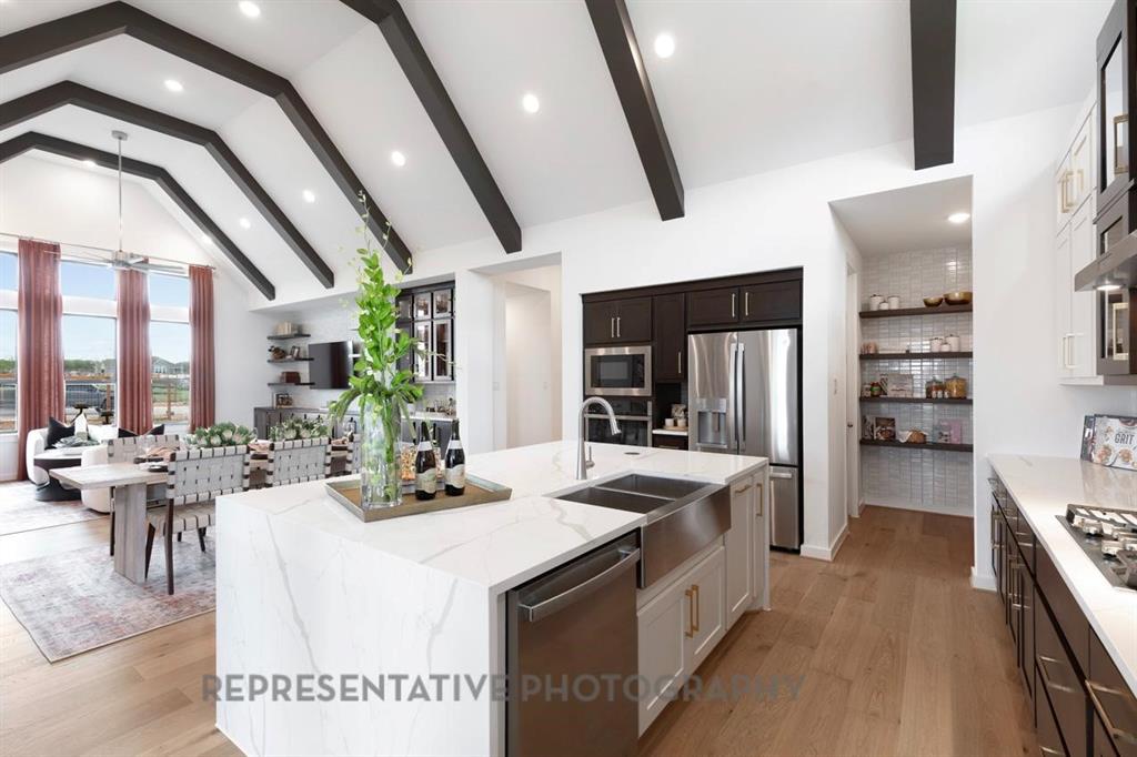 Sonoma Verde - Residential