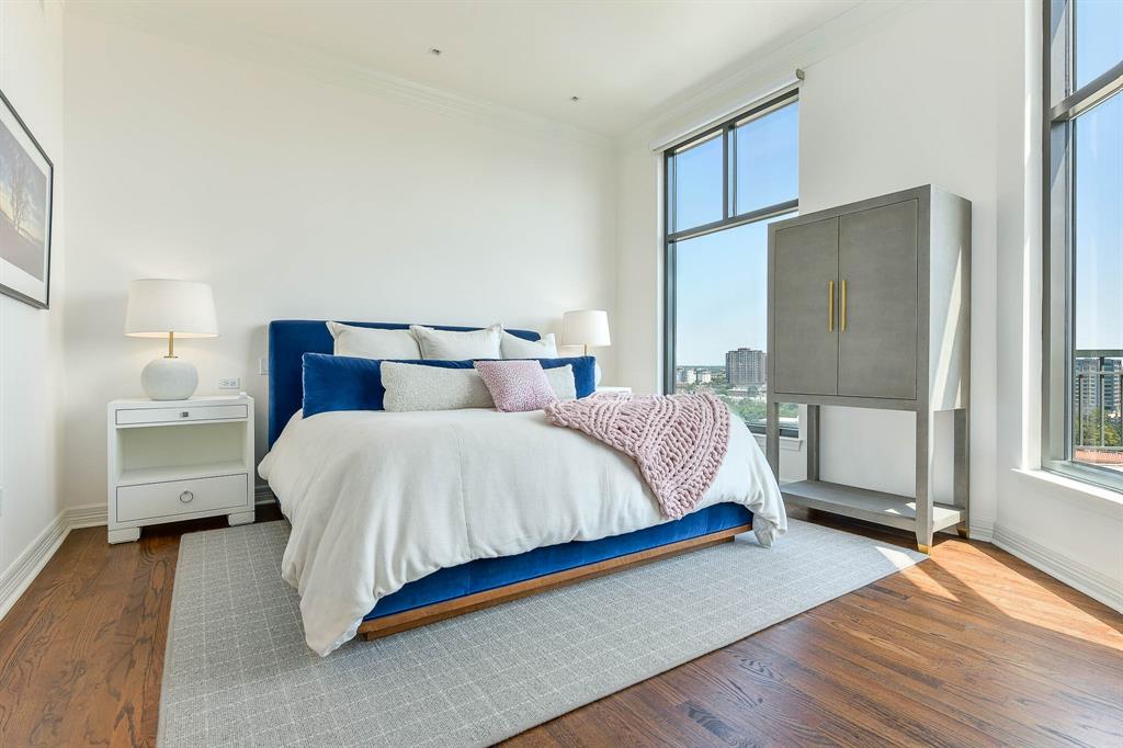 Plaza At Turtle Creek Residence Ph - Residential