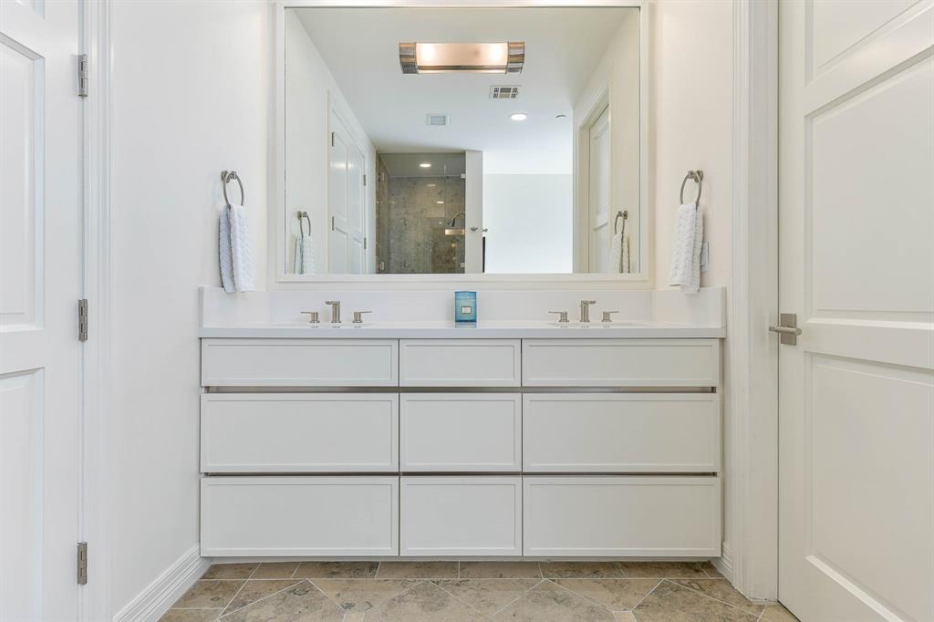 Plaza At Turtle Creek Residence Ph - Residential