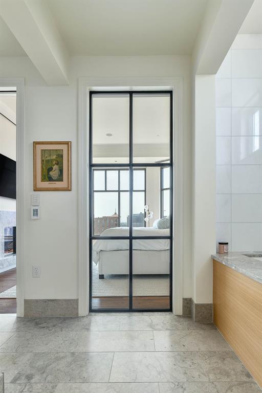 Plaza At Turtle Creek Residence Ph - Residential