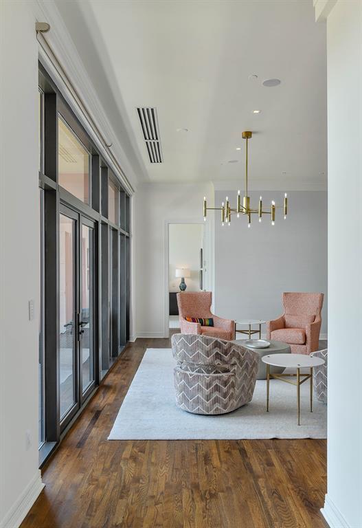 Plaza At Turtle Creek Residence Ph - Residential