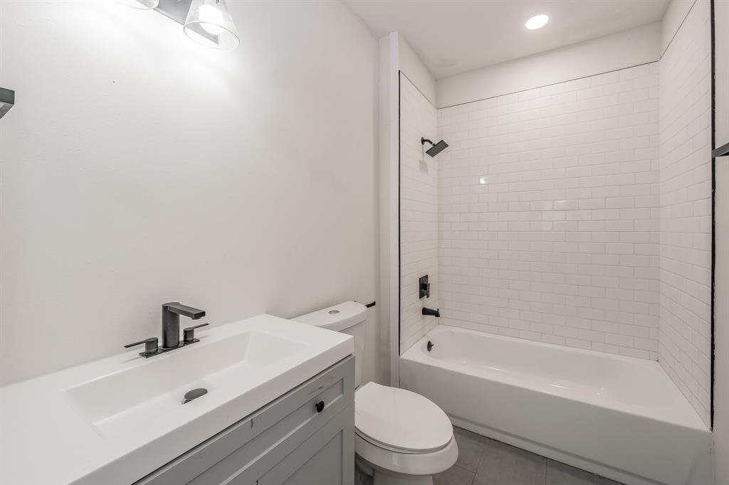 Farmersville Original Donation - Residential