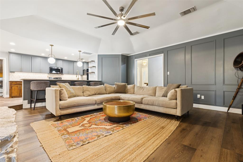 3 Brookfield Court