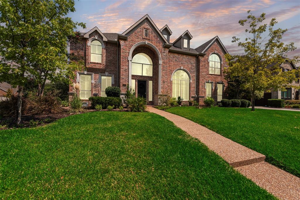 2533 Mosswood Drive