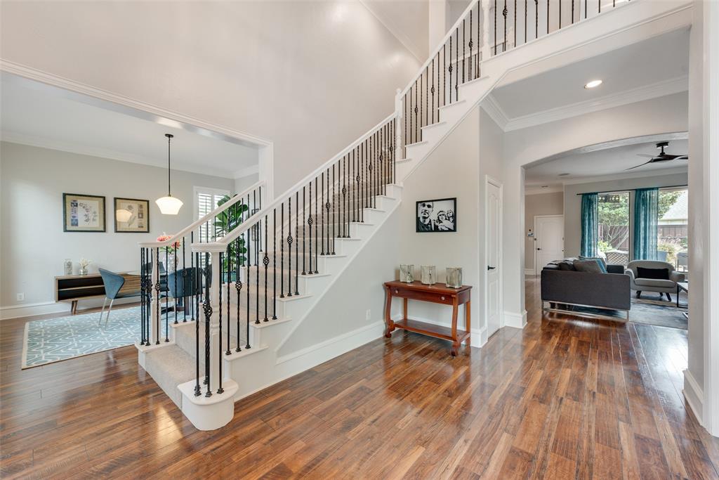2533 Mosswood Drive