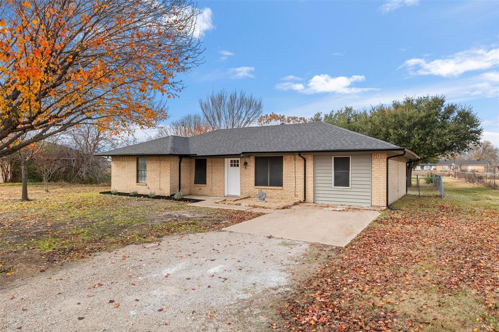 412 Green Acres Drive