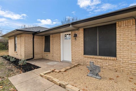 412 Green Acres Drive Palmer TX 75152