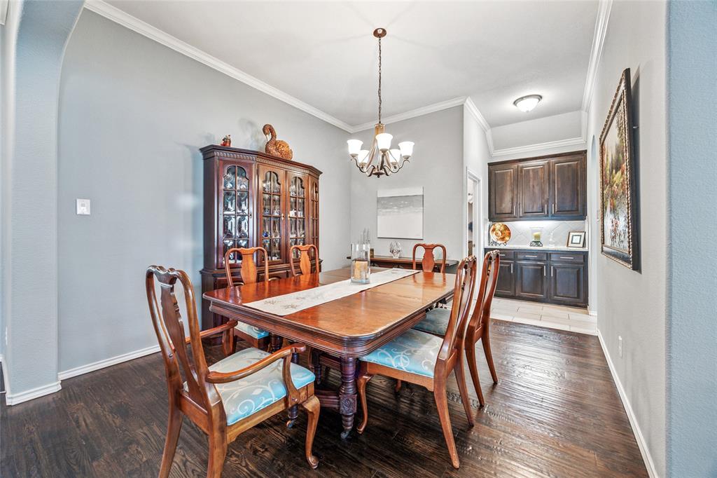 2513 Tehama Court