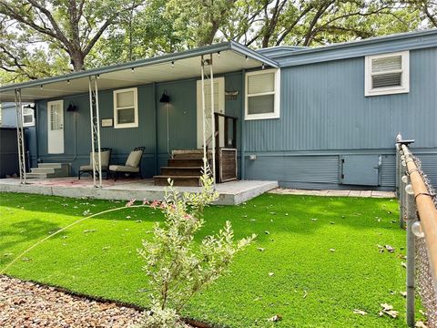 A home in Pottsboro