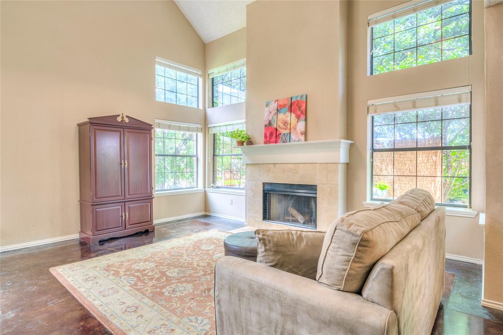 422 Santa Fe Trail 11