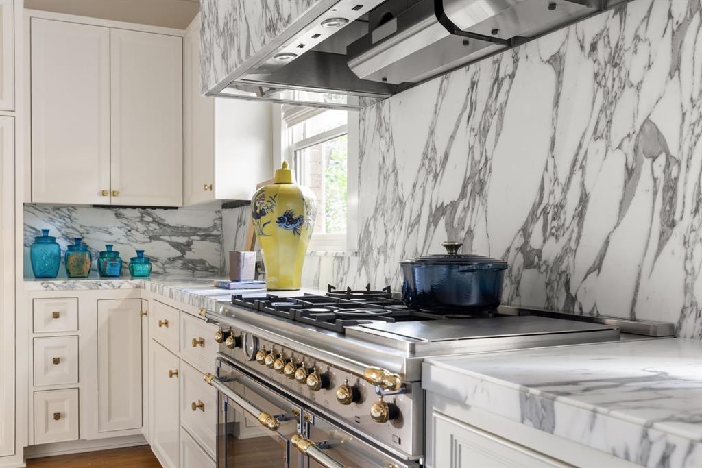 Second Instl Kessler Park - Residential