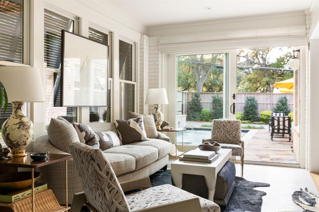 Second Instl Kessler Park - Residential