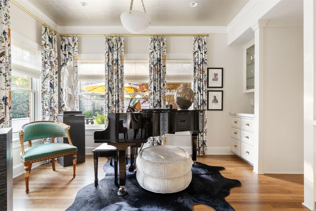 Second Instl Kessler Park - Residential