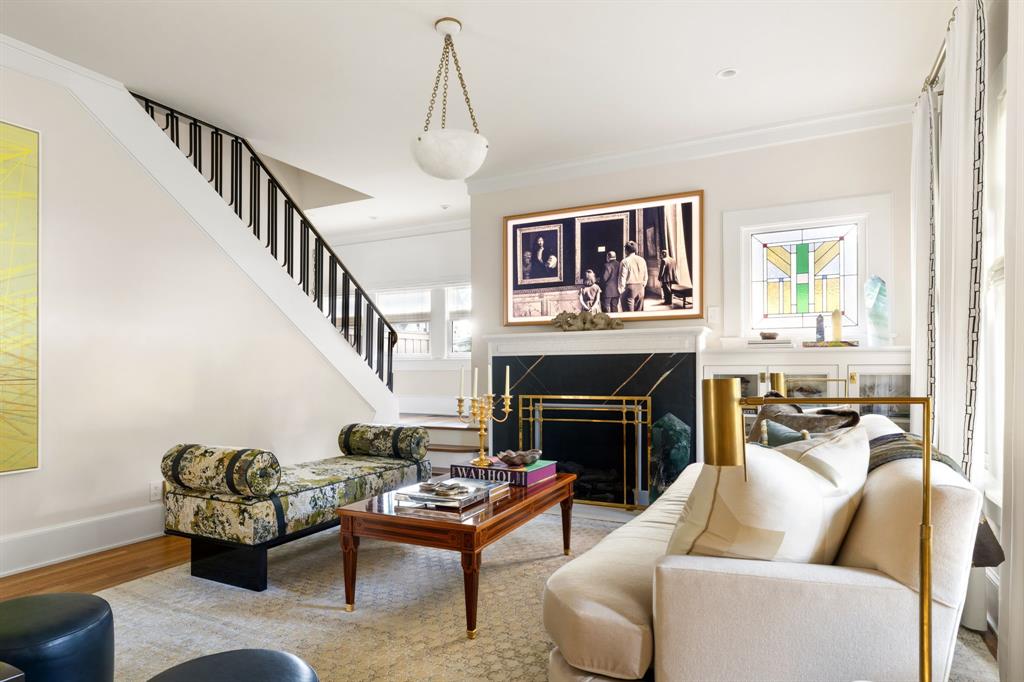 Second Instl Kessler Park - Residential