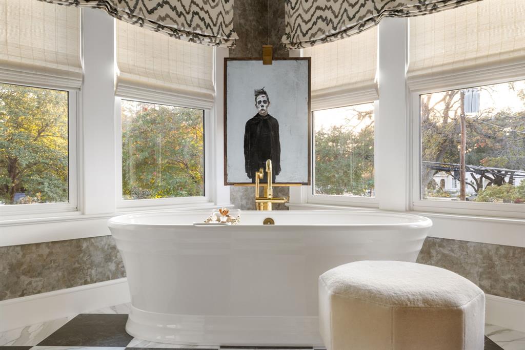 Second Instl Kessler Park - Residential