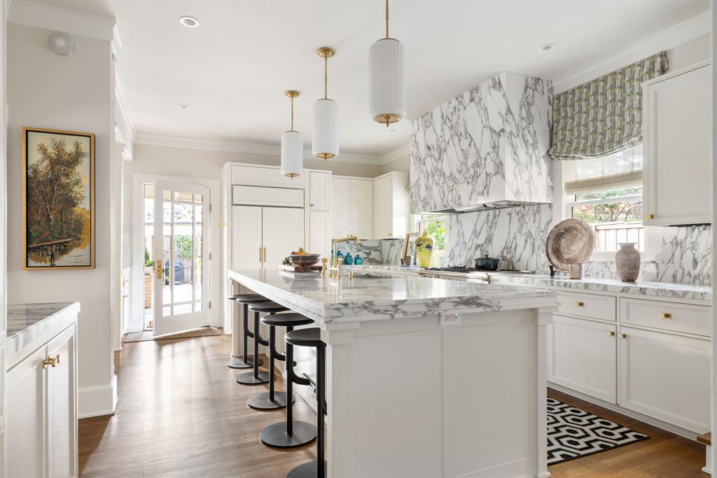 Second Instl Kessler Park - Residential