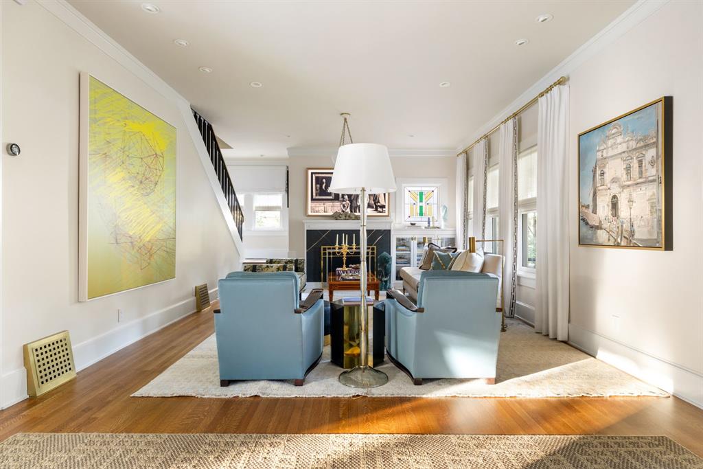 Second Instl Kessler Park - Residential