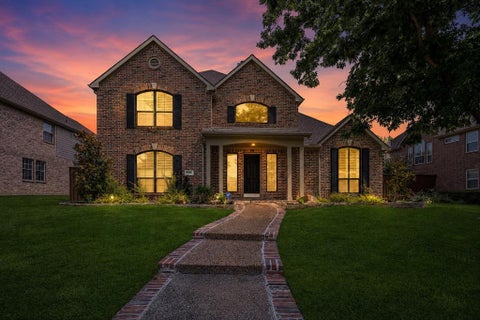 Photo of 3325 Edwards Drive, Plano, TX 75025 (MLS # 21308208)