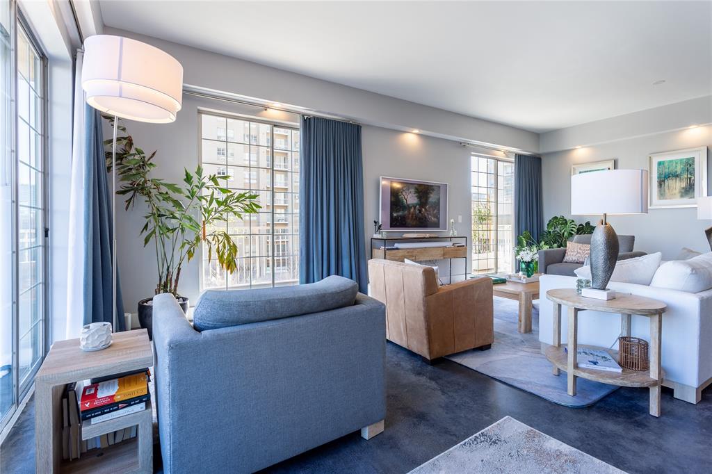 3225 Turtle Creek Boulevard 447