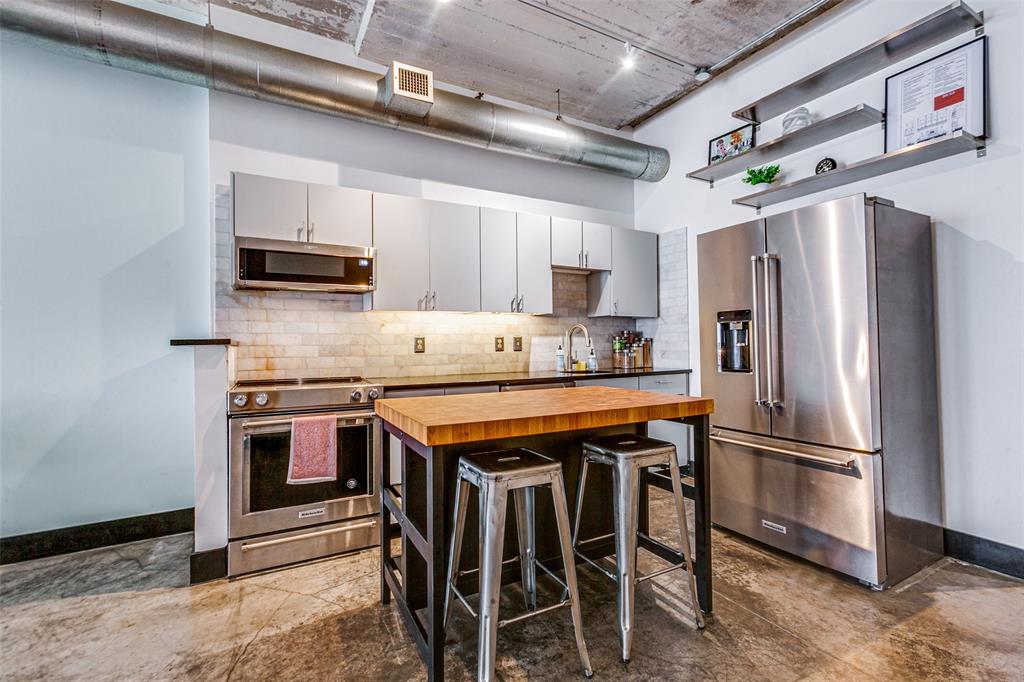 Soco Urban Loft Condo - Residential