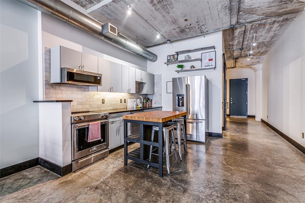 Soco Urban Loft Condo - Residential