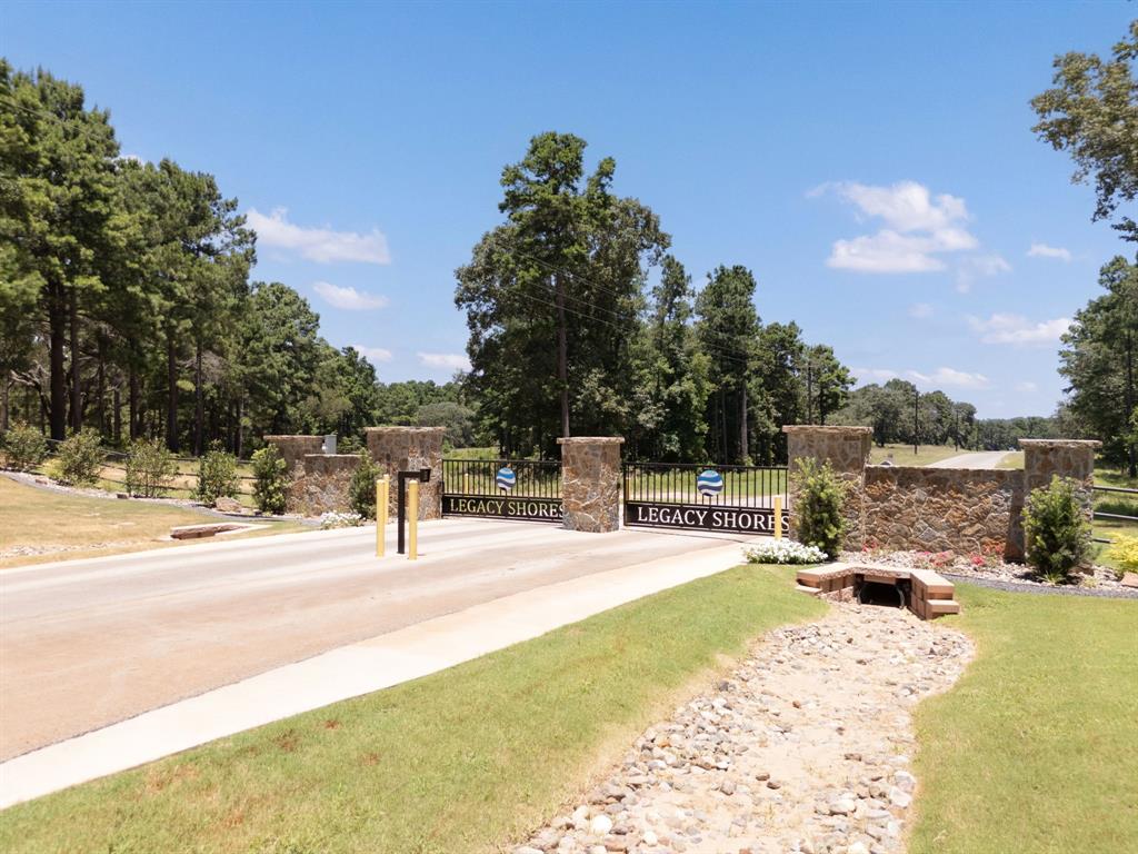3289 Shadow Pine Drive