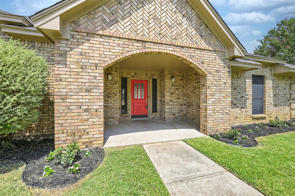 2305 Meadowlark Lane