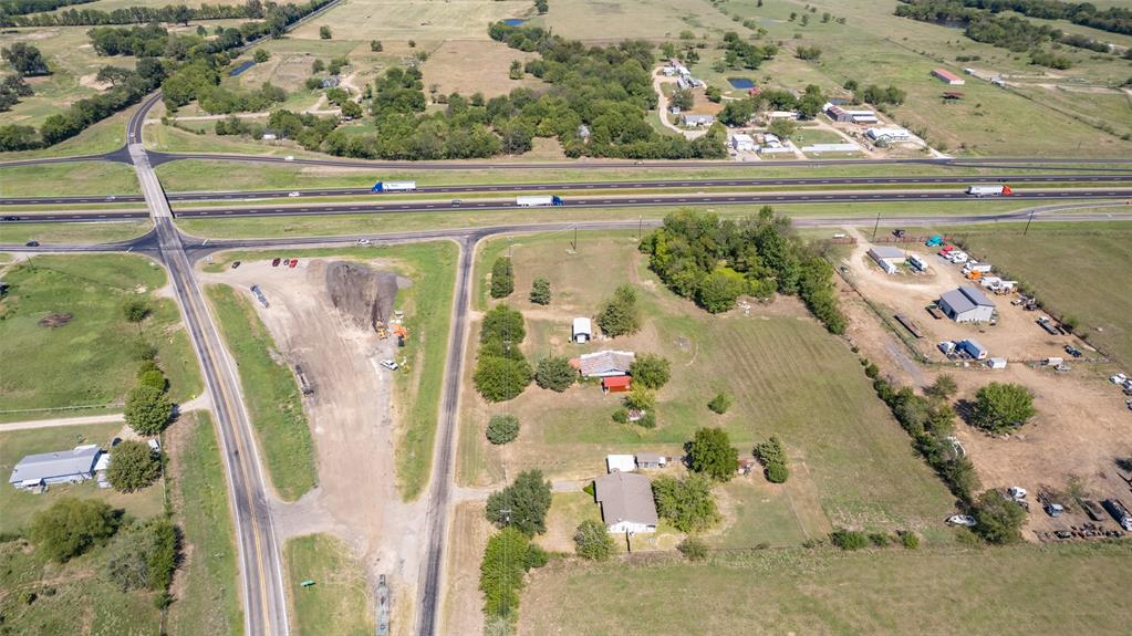 Rural 4 acres - Commercial Sale
