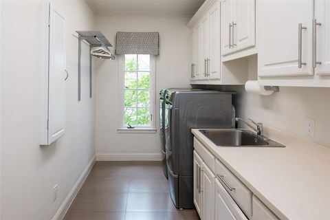 Tiny photo for 3629 Shenandoah Street, Highland Park, TX 75205 (MLS # 21190128)