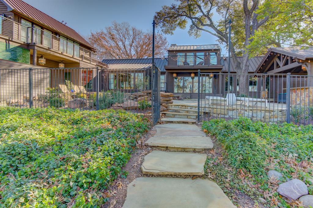 Lake Highlands - Residential