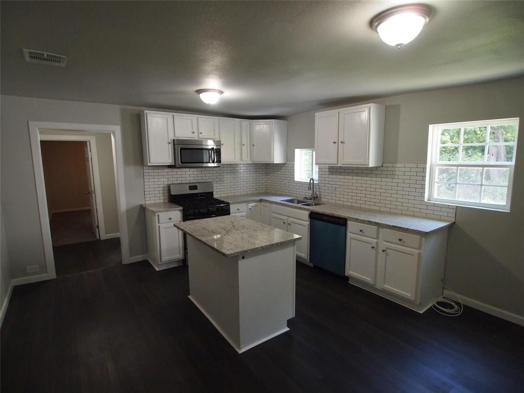 BLAGG SAMUEL A-G0056 - Residential