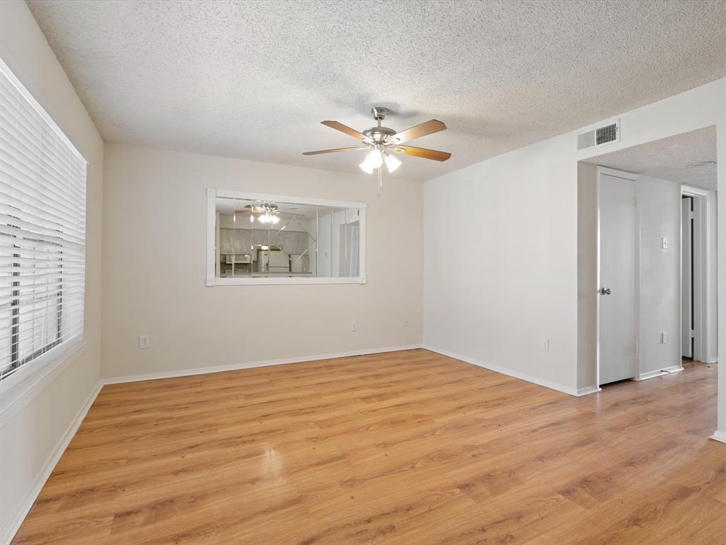 218 N Texas Boulevard 316