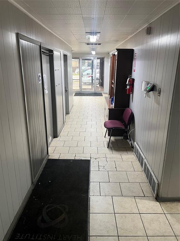 Thompson H D Add - Commercial Lease