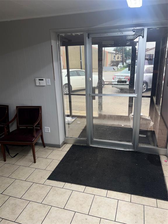 Thompson H D Add - Commercial Lease