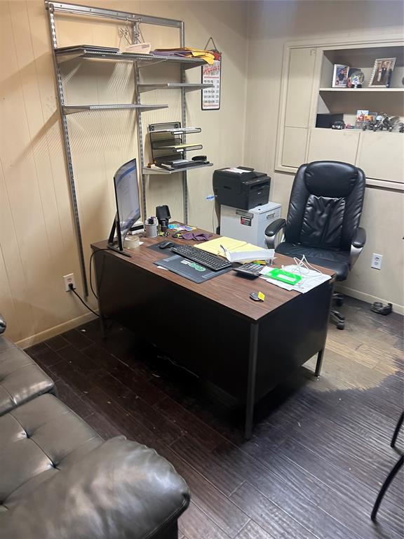 Thompson H D Add - Commercial Lease