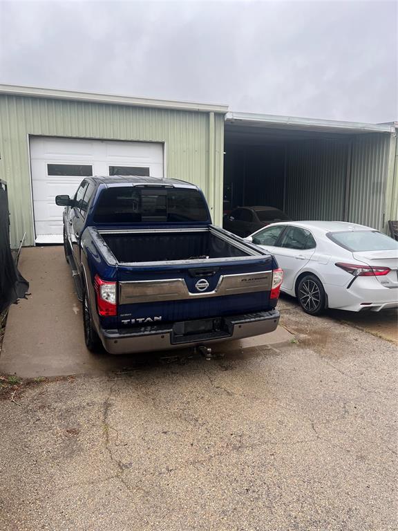 Thompson H D Add - Commercial Lease