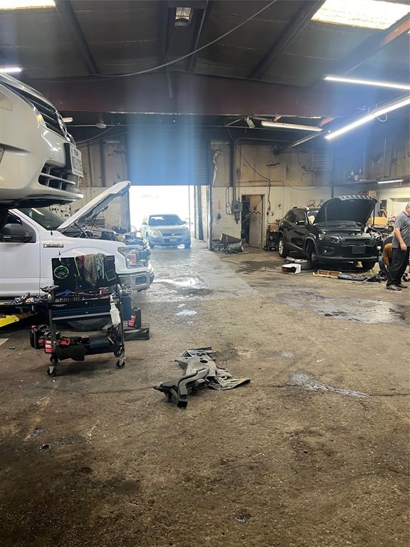 Thompson H D Add - Commercial Lease