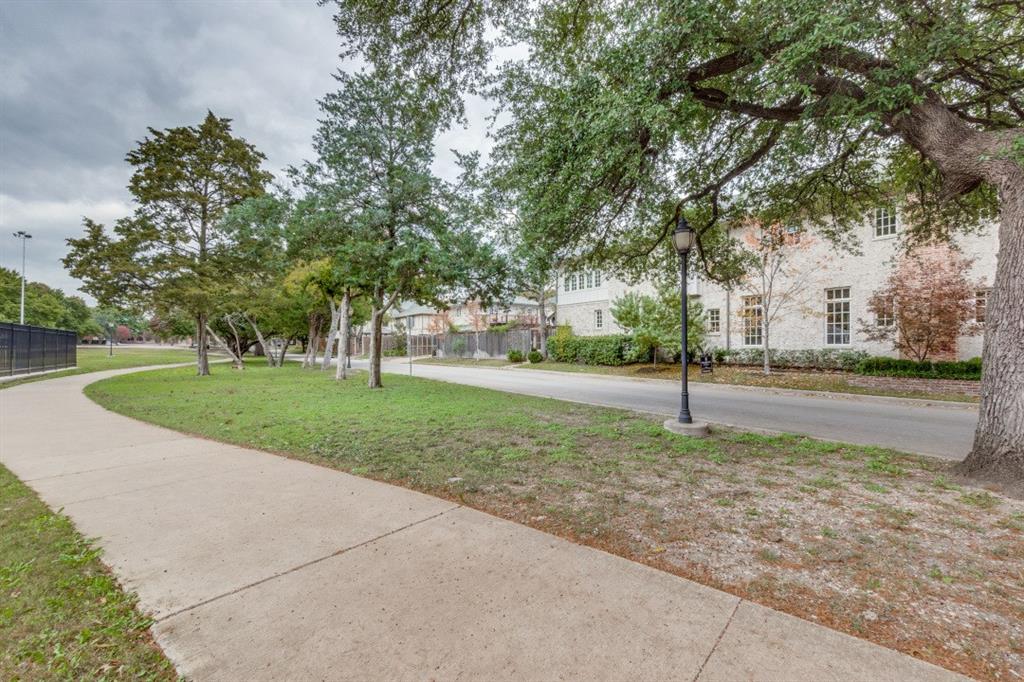 Llano Place - Residential