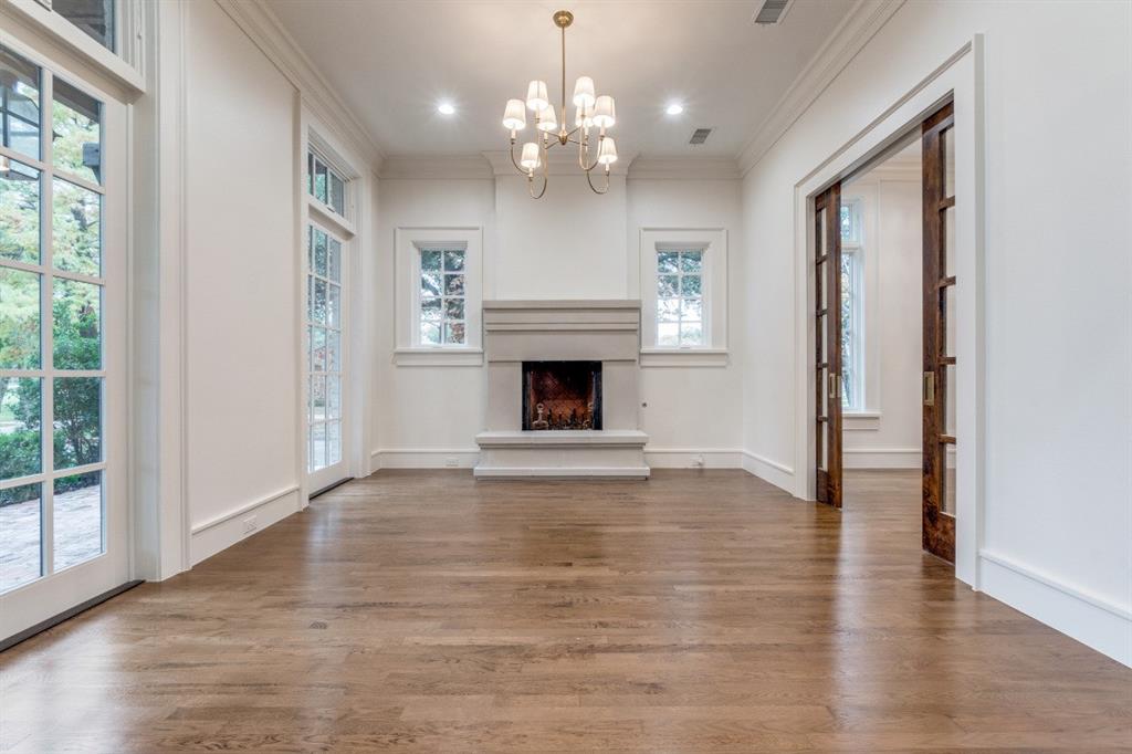 Llano Place - Residential