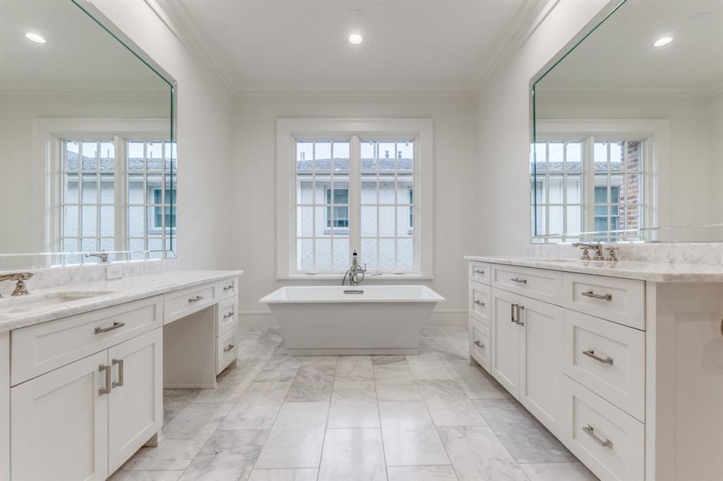 Llano Place - Residential