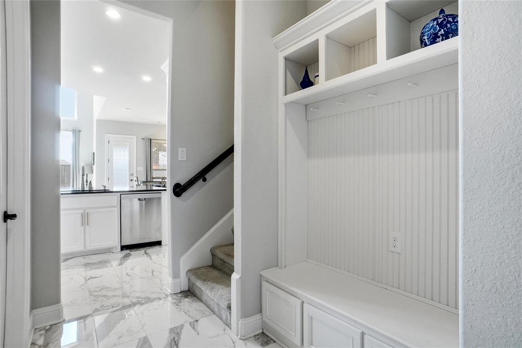 Canyon Fall - Residential